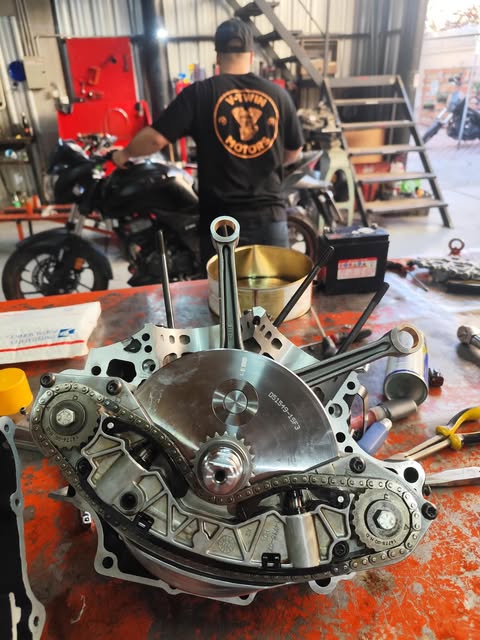 Detalle de motor en V-Twin Motors